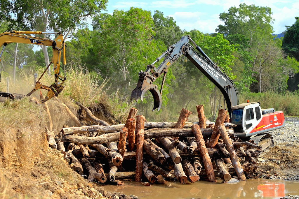 Engineered logjams put to the test — Reef Catchments